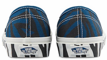 Vans Unisex Authentic Animal Low-Top Sneakers Putih/Hitam/Biru VN0A5KRDASQ Purchase Vans Unisex Authentic Animal Low-Top Sneakers Putih/Hitam/Biru VN0A5KRDASQ