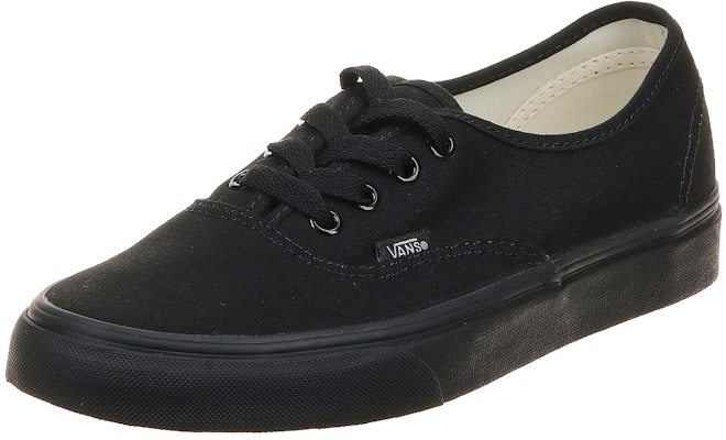 Vans Autentik 'Hitam' VN-0EE3-BLK-9.5 Lookbook Vans Autentik 'Hitam' VN-0EE3-BLK-9.5