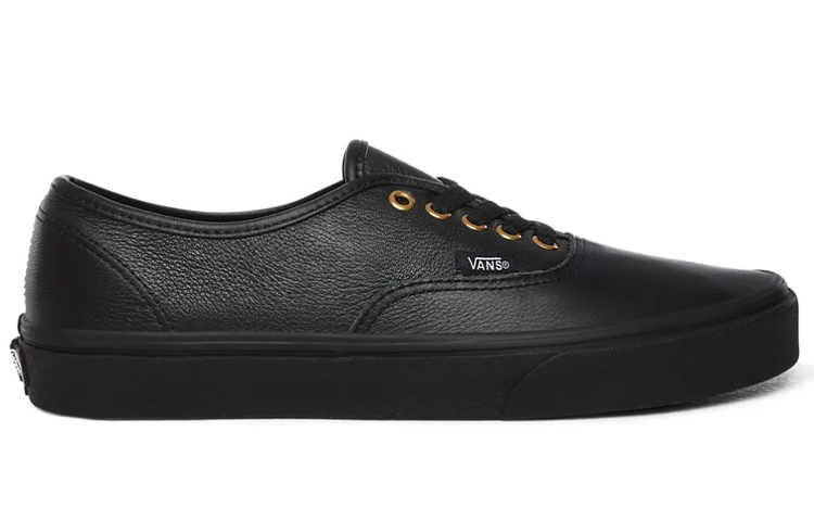 Order 萬斯Authentic '黑色' VN0A2Z5IL3A