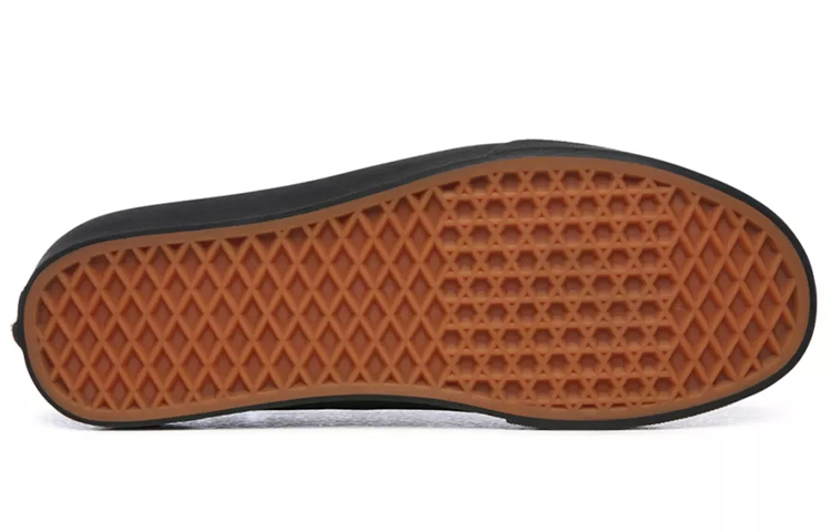 Purchase 萬斯Authentic '黑色' VN0A2Z5IL3A