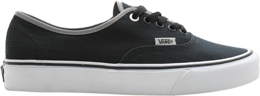 vans-authentic-black-vn-0-ee-32-xd