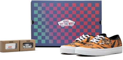 Vans Authentic 'Black Orange Tiger Embroidery' VN0A5KRDORA(S-BOX) Vans Authentic 'Black Orange Tiger Embroidery' VN0A5KRDORA(S-BOX)