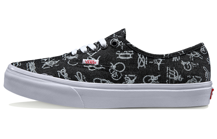 Buy Vans Authentic 黑白色 鞋