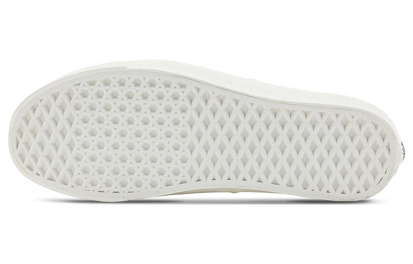 Shop Vansオーセンティック 茶/白 VN0005U8CNL