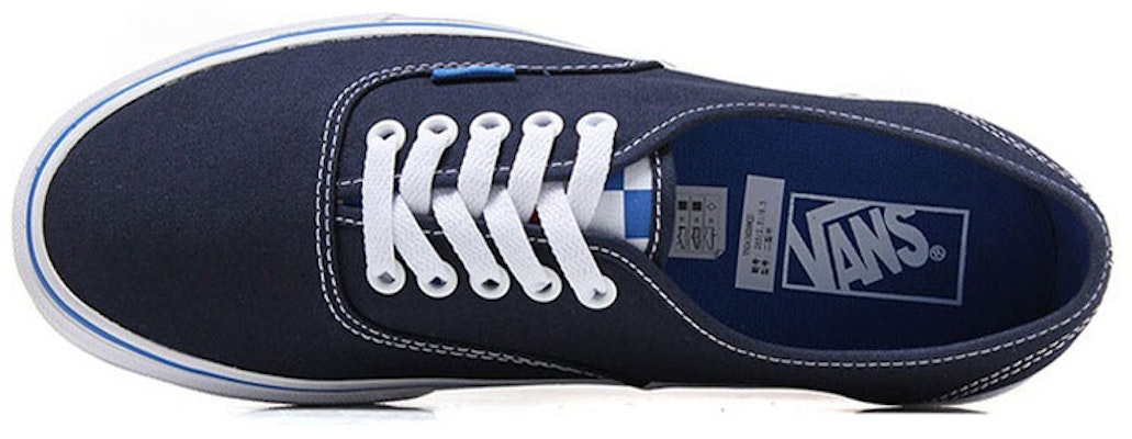 Vans Authentic '棋盘格漂带 - 礼服' VN0A38EMMQO Lookbook Vans Authentic '棋盘格漂带 - 礼服' VN0A38EMMQO