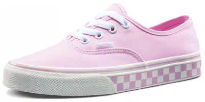 Lookbook Vans Authentic 「棋盤格 - 粉紅女士」VN0A38EMT1F