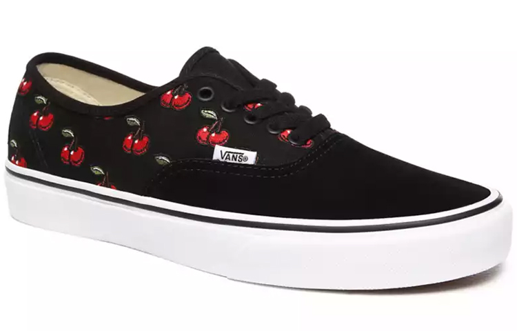 Lookbook Vans Authentic 'Ceri Hitam' VN0A2Z5IL6M