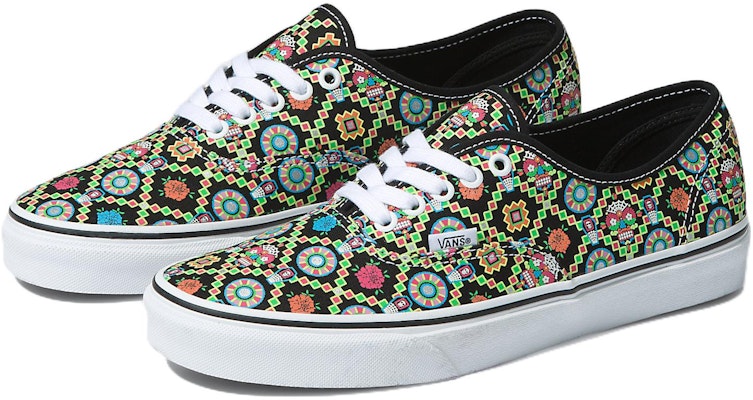 반스 어센틱 "죽은 자들의 날" (51 characters) VN0A5KRDBMW Lookbook 반스 어센틱 "죽은 자들의 날" (51 characters) VN0A5KRDBMW