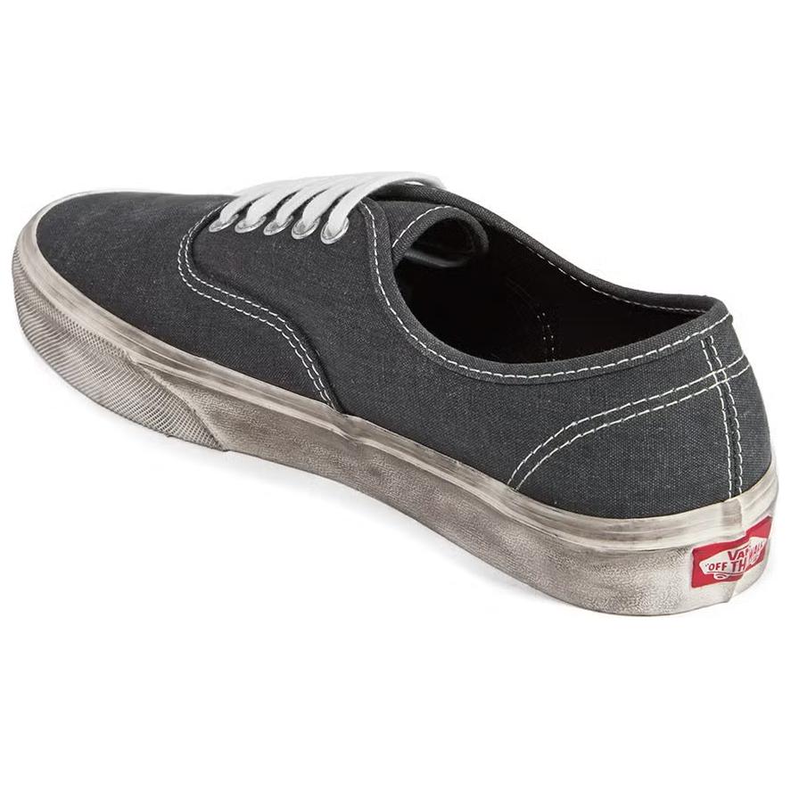 Lookbook Vans Authentic 'Desgastadas - Negras' VN-018BH1V