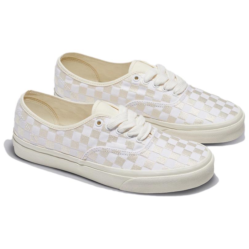 Lookbook Vans Authentic '刺绣棋盘格 - 白色' VN0009PVCJD