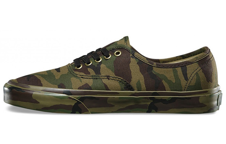 Buy Vans Authentic 'Estampado Monocromático Camuflaje' VN0A38EMOP3