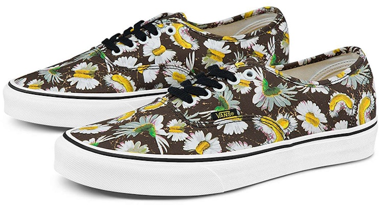 Vans Authentic 'Mutated Daisy - Hitam' VN0A5HZS9FV Lookbook Vans Authentic 'Mutated Daisy - Hitam' VN0A5HZS9FV