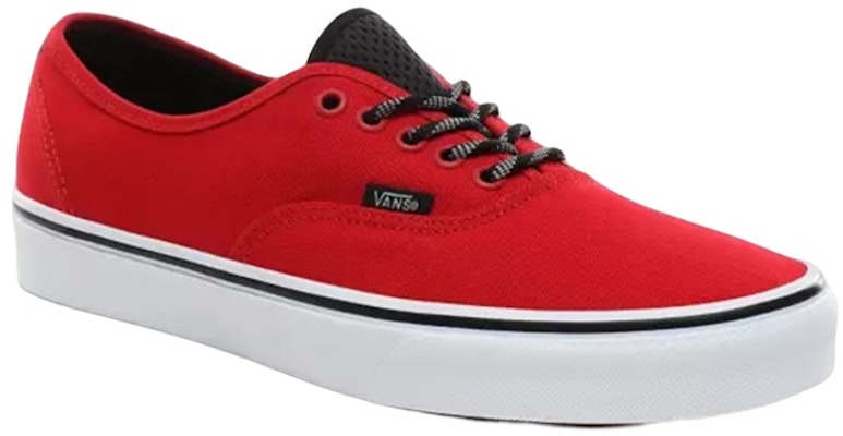 반스 어센틱 'OTW 웹핑 - 레드' (Vans Authentic 'OTW 웹핑 - 레드') VN0A2Z5IT74 Lookbook 반스 어센틱 'OTW 웹핑 - 레드' (Vans Authentic 'OTW 웹핑 - 레드') VN0A2Z5IT74