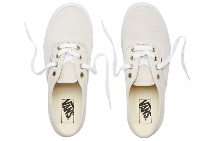 Shop Vans Authentic「Pig Suede - Moonbeam」VN0A38EMU5L