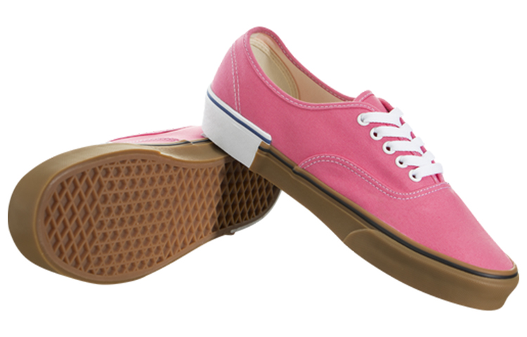 Shop Vans Authentic 粉色胶底鞋 VN0A38EMUKD