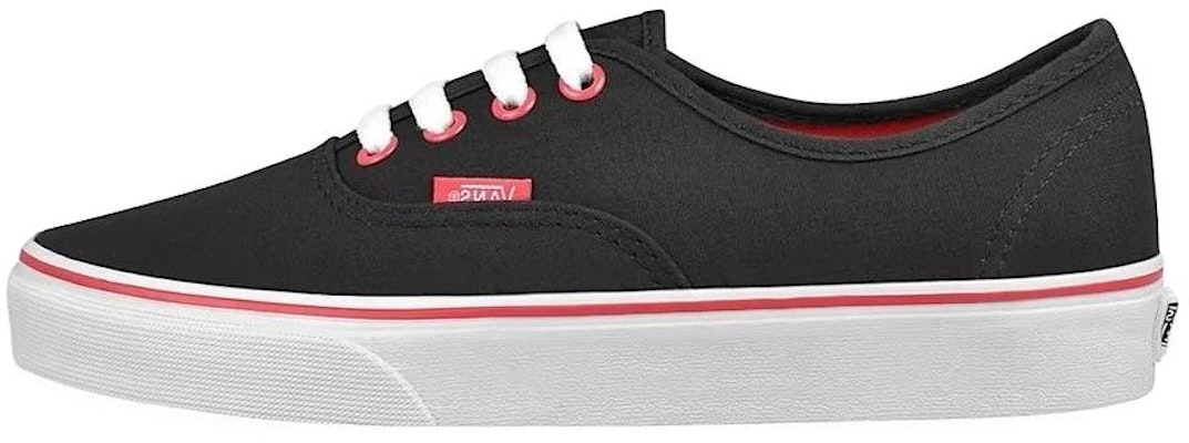 Vans Authentic 'Pirate Black' Hitam Bajak Laut VN0A38EMMQZ Buy Vans Authentic 'Pirate Black' Hitam Bajak Laut VN0A38EMMQZ