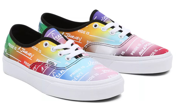 Lookbook Vans Pride Sepatu Low Top Skate Casual Unisex Warna Pink Biru VN0A5KRDASA