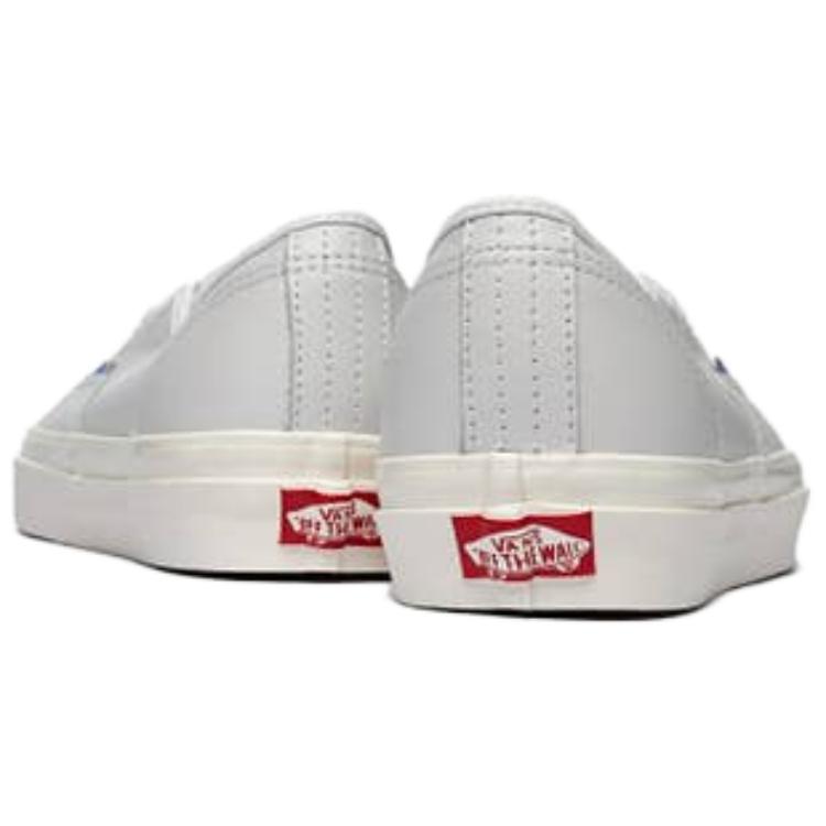 Lookbook Vans Authentic 'Satinado Lujo Plata Claro' VN0A38EMQ9J