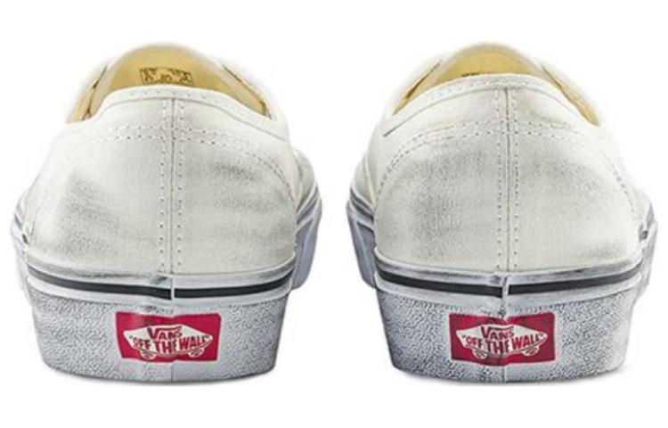 Shop 반스 어센틱 '스트레스 팩 - 화이트' (50 characters) VN000EE3WWW