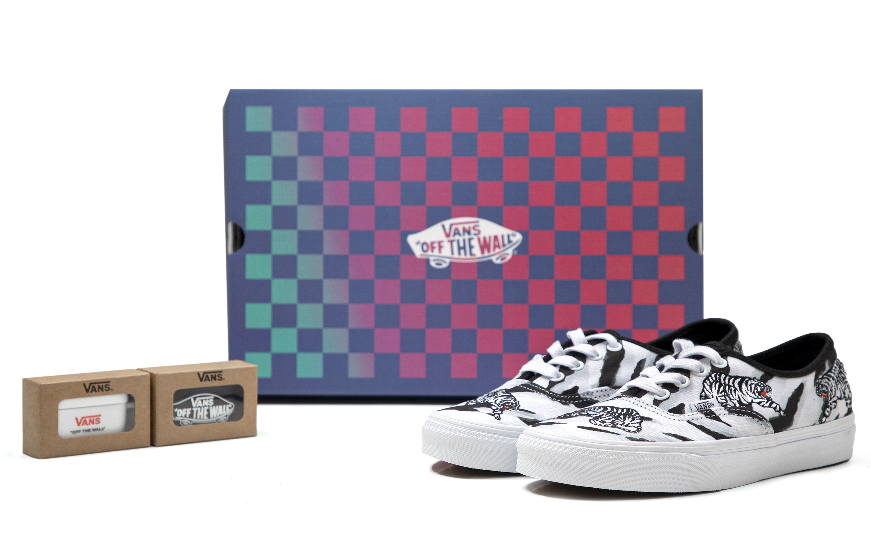 Buy Vans Authentic“虎刺绣” VN0A5KRDWHT(S-BOX)