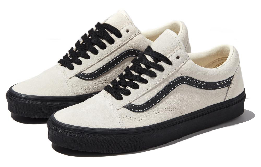 Lookbook Vans Authentic 'Blanco Negro' VN0A7Q2JKIG