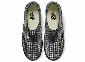 Vans Authentic 小香風 低筒 滑板鞋 男女皆宜 黑彩色 Lookbook Vans Authentic 小香風 低筒 滑板鞋 男女皆宜 黑彩色