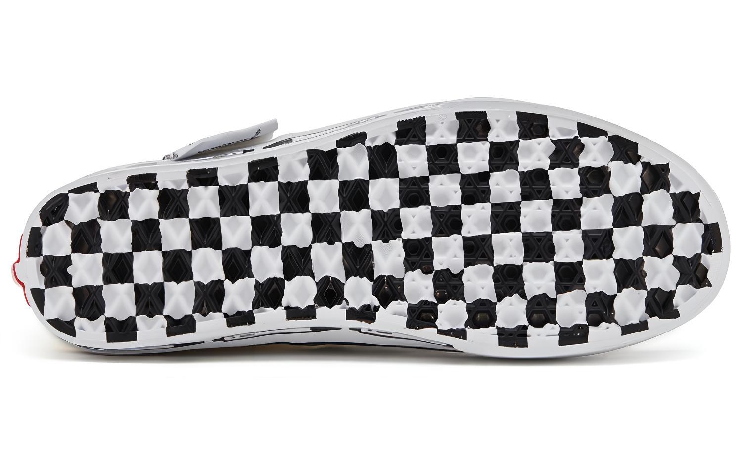 Shop 반스 어센틱 체커보드 블랙/화이트 VN0A4UUC6DC