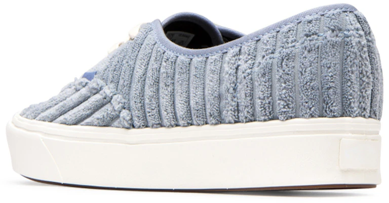 Vans Authentic 舒適墊『巨型燈心絨』VN0A3WM7V9R Lookbook Vans Authentic 舒適墊『巨型燈心絨』VN0A3WM7V9R