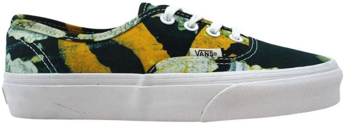 ヴァンズ オーセンティック デラ (ピンク) VN-0VOEAW6 Shop ヴァンズ オーセンティック デラ (ピンク) VN-0VOEAW6