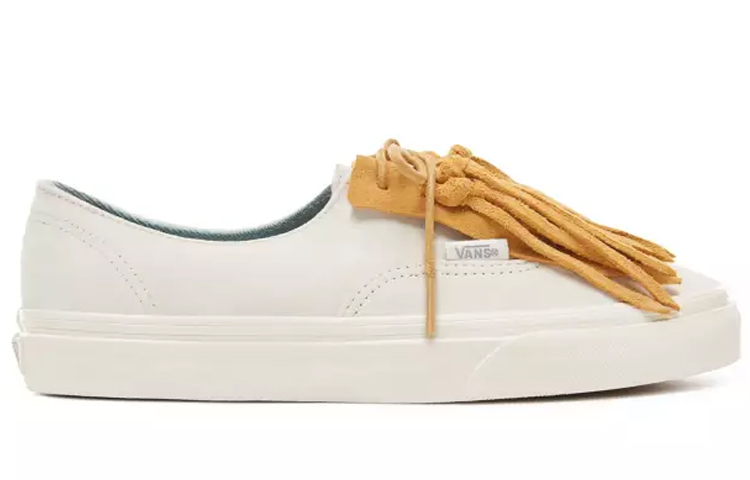 Order Vans Authentic Fringe ''Bianco Neve'' VN0A3TK7U6E