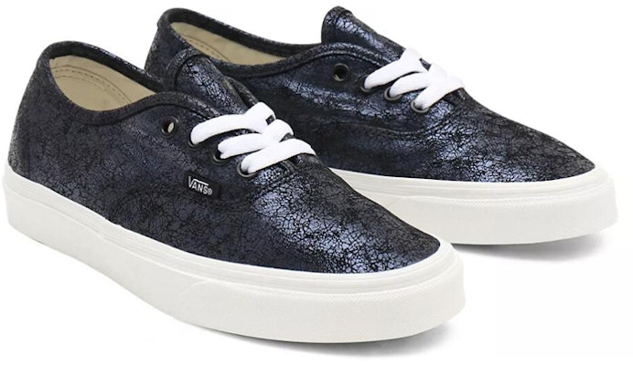 Vans Authentic 輕便透氣休閒板鞋 黑 Lookbook Vans Authentic 輕便透氣休閒板鞋 黑