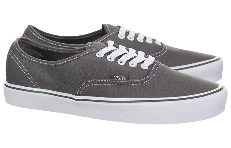 Lookbook 반스 어센틱 라이트 블랙 스니커즈 VN0A2Z5JG8J