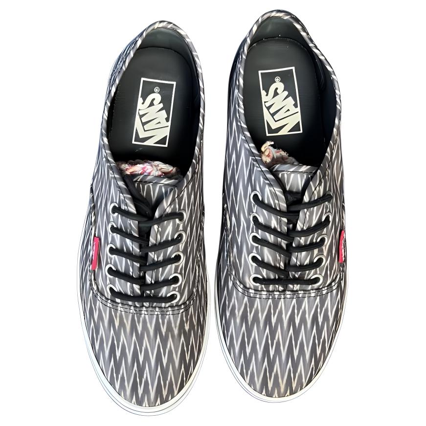 Lookbook Vans Authentic Lo Pro '黑白配色' VN-0T9NAYX