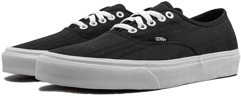 반스 어센틱 체커보드 블랙 (Vans Authentic Checkerboard Black) VN0A2Z5IWNZ Lookbook 반스 어센틱 체커보드 블랙 (Vans Authentic Checkerboard Black) VN0A2Z5IWNZ