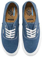 반스 어센틱 블루 화이트 (Vans Authentic Blue White) VN0A5HYPAXU Lookbook 반스 어센틱 블루 화이트 (Vans Authentic Blue White) VN0A5HYPAXU