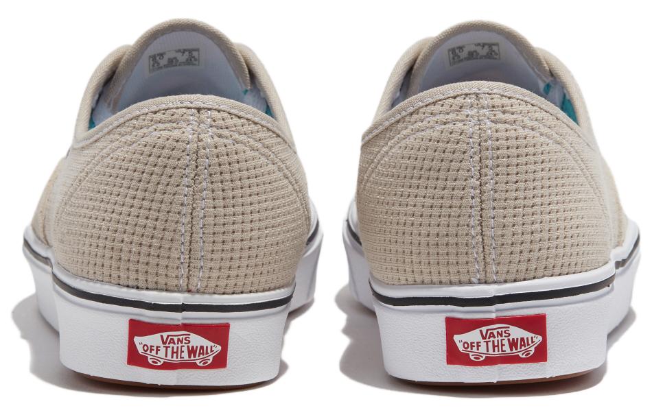 Lookbook Vans Authentic Low 'Gris Versátil' VN0A4BVVBLL