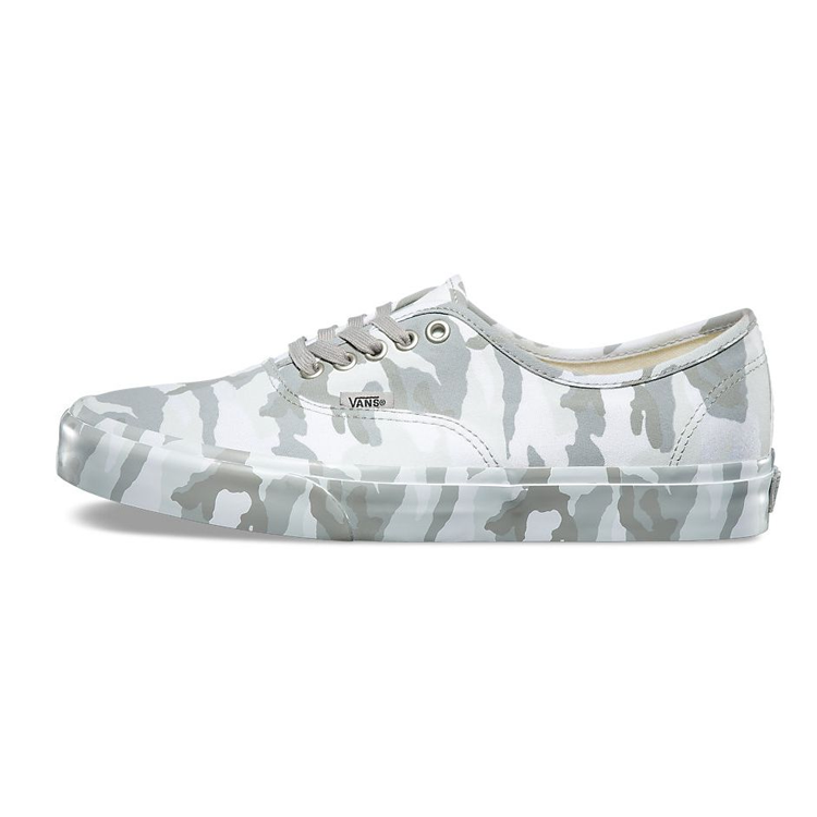 Buy Vans Authentic Cetakan Mono Snow Camo VN0A38EMOP7