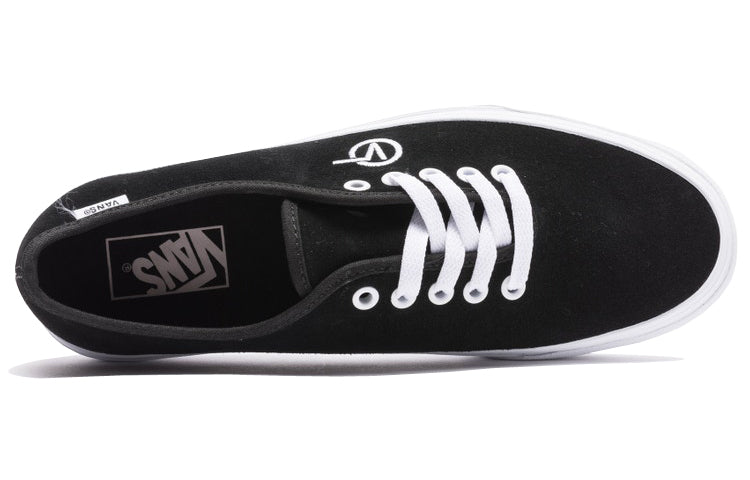 Lookbook Vans Authentic一体式绒面黑色款 VN0A3XIMS4M