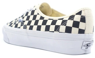 Lookbook Vans Authentic Pro ''Damier Bleu Marine'' VN0A347930U