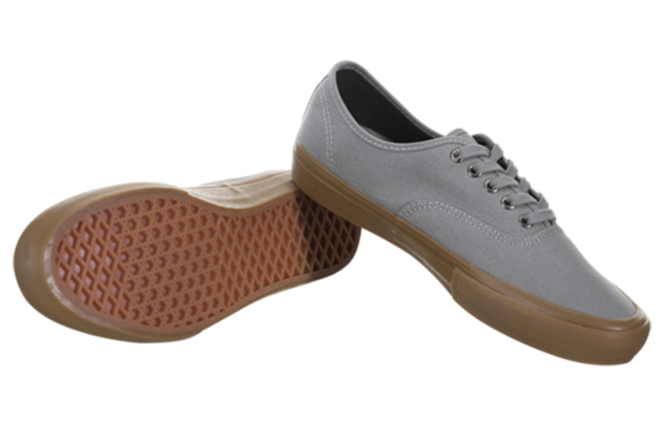 Shop ヴァンズ オーセンティック プロ カジュアル スケートボード シューズ ユニセックス グレー VN0A3479VES VN0A3479VES