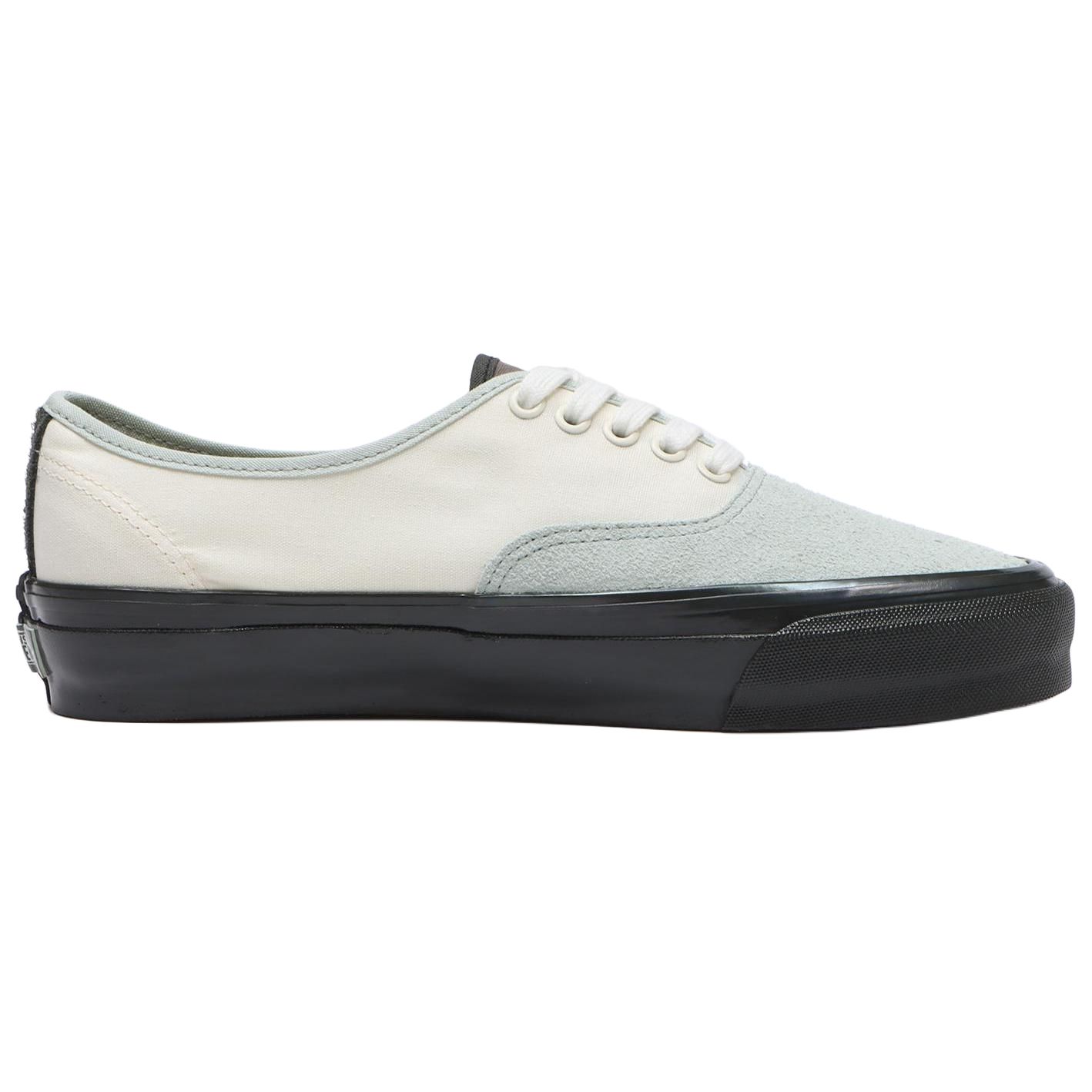 Lookbook Vans Authentic Reissue 44 ''Bianco Nero'' VN000CT7DT5