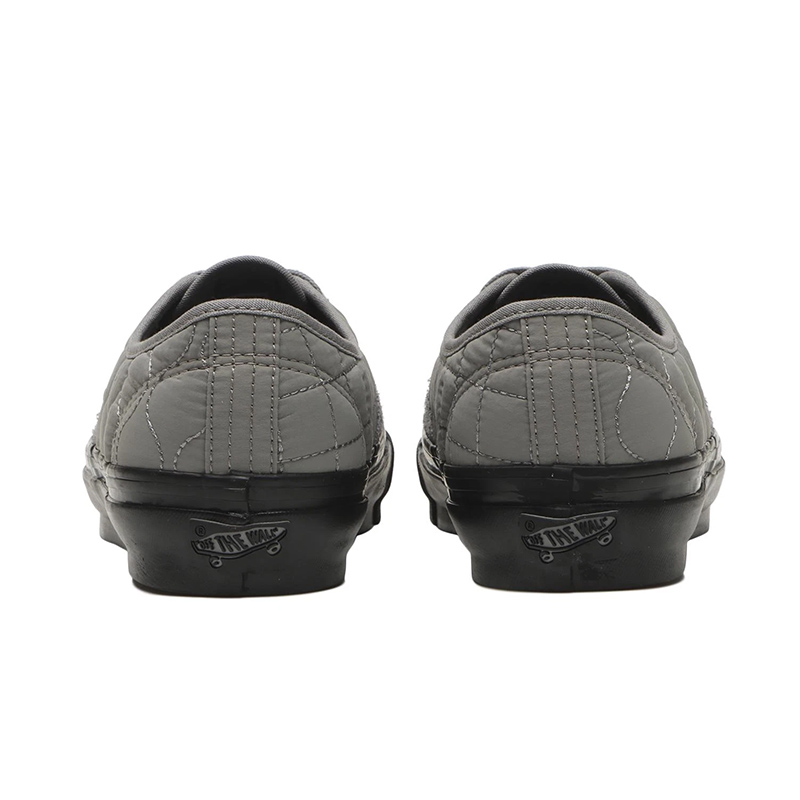 Lookbook Vans Authentic Reissue 44 Zapatillas. V150101013