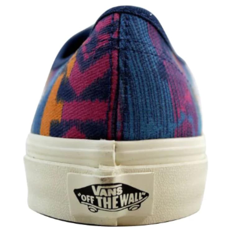Shop Vans Authentic Slim ''Perles'' VN-0QEV9ST