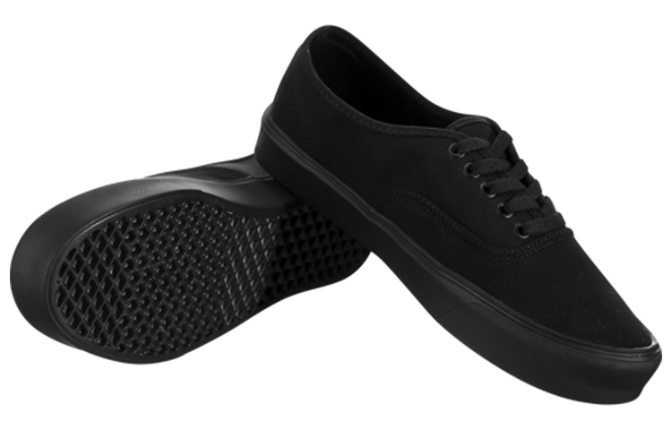 Shop Vansオーセンティック (黒) VN0004OQ186