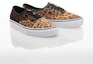 Order Vans Authentic Sneakers dan Streetwear: Produk Sahih dan Tulen V221301001