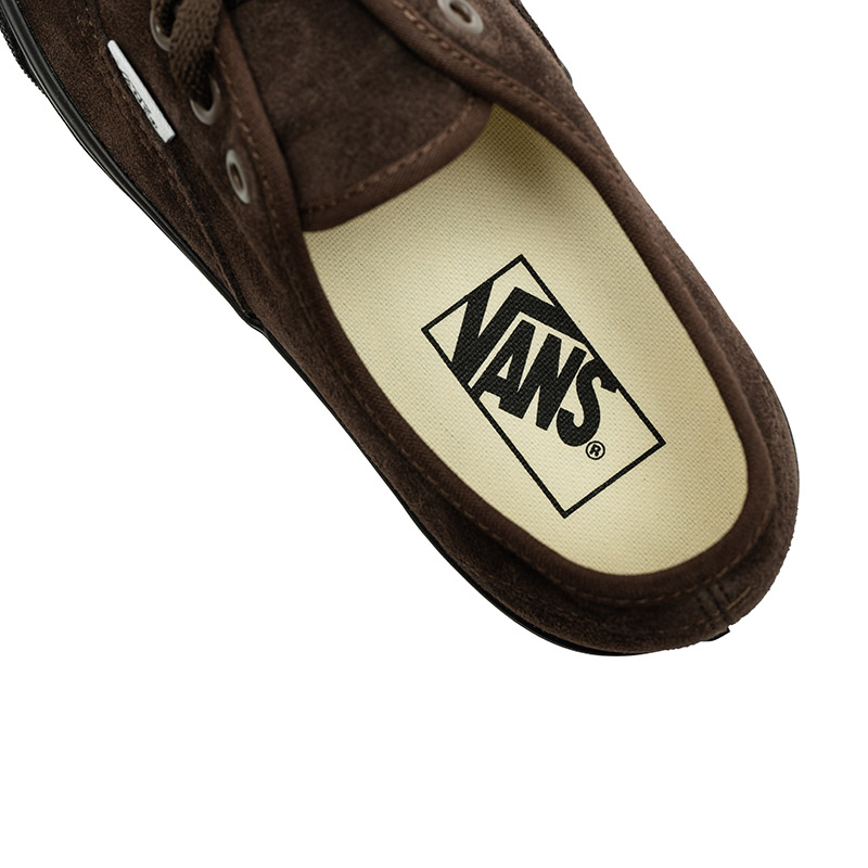 Details for Koleksi Vans Authentic Sneakers dan Streetwear. V160101034