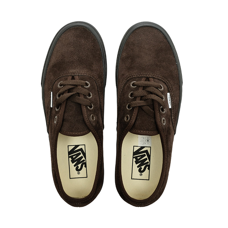 Sizing Koleksi Vans Authentic Sneakers dan Streetwear. V160101034