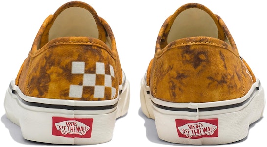 Vans オーセンティック タイダイ VR3 SF VN0A4BX551X Lookbook Vans オーセンティック タイダイ VR3 SF VN0A4BX551X