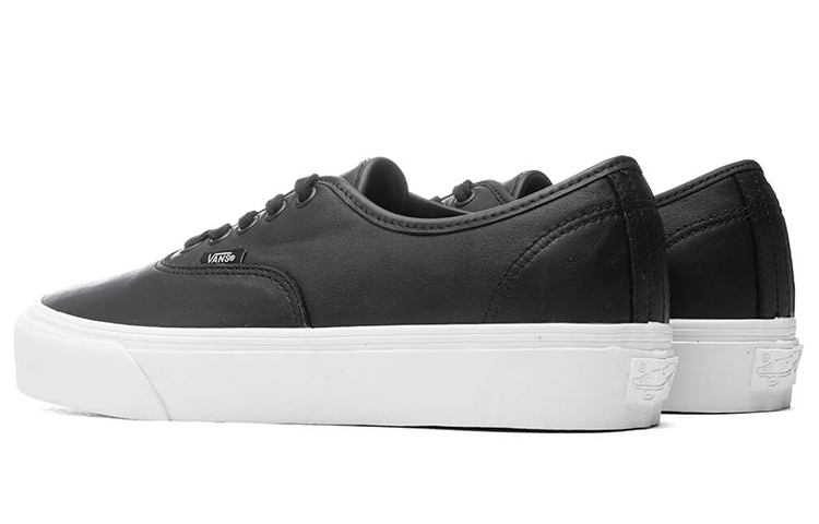 Lookbook Vans Authentic VLT LX '黑色' 经典帆布鞋 VN0A4CS49H9