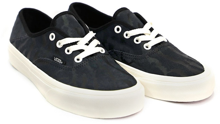 Vans Authentic VR3 SF 'Black Canvas' VN0A4BX5BM8 Order Vans Authentic VR3 SF 'Black Canvas' VN0A4BX5BM8